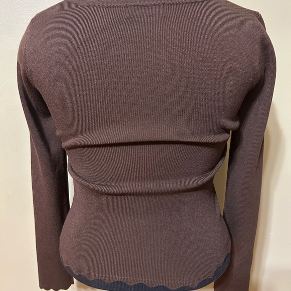 The Workshop, Large Chocolate Brown Scalloped Long Sleeved Knit (Runs Small) - Picture 4 of 11